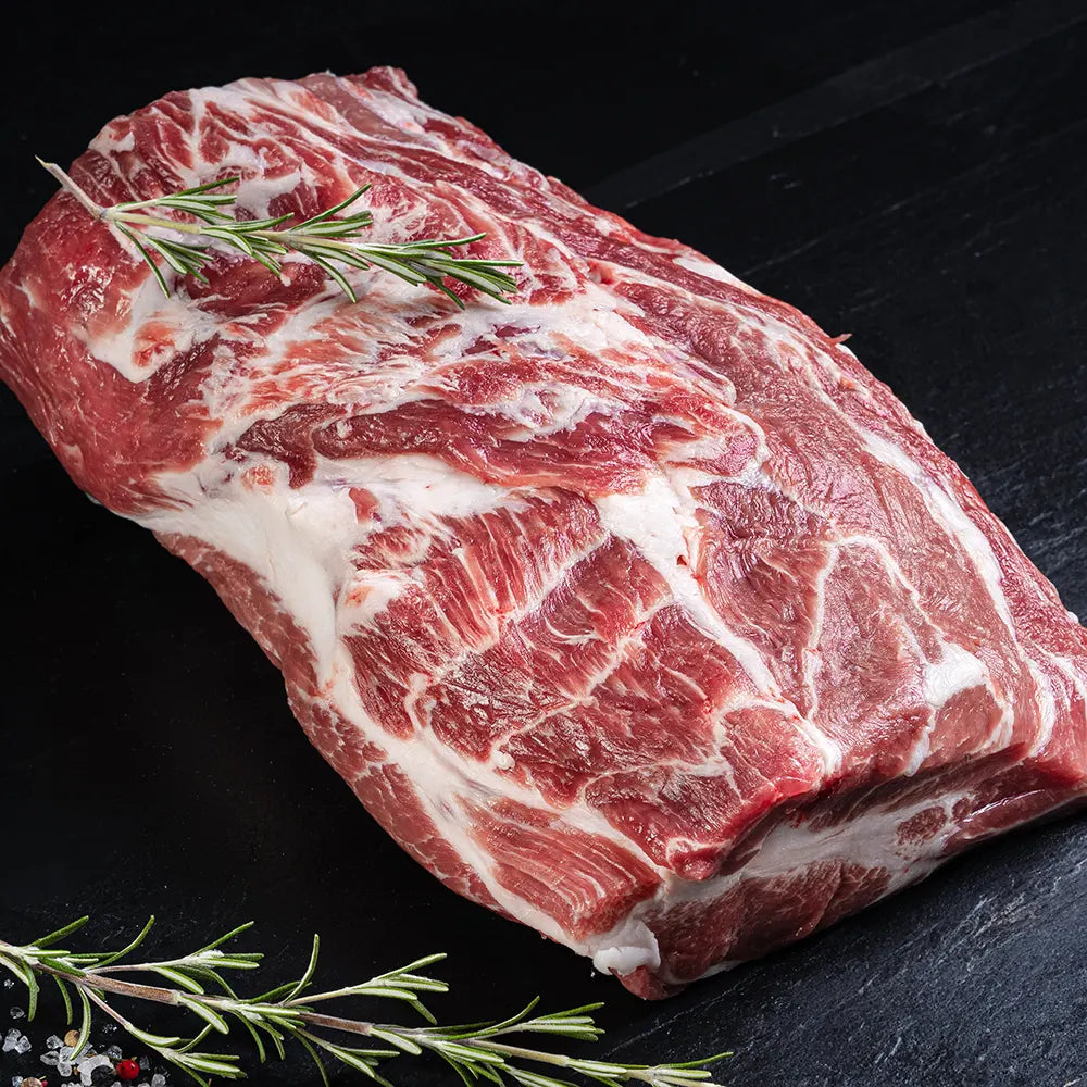 Kammbraten vom Duroc Strohschwein